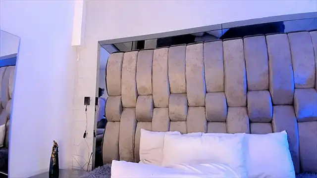 ChaynnaCooper online show from 03/18/25, 04:39