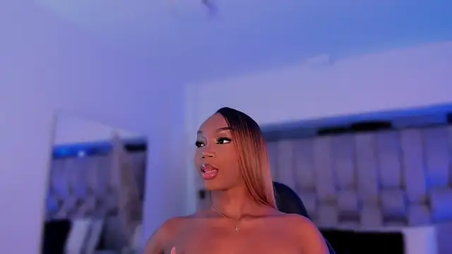 ChaynnaCooper online show from 10/16/25, 04:32