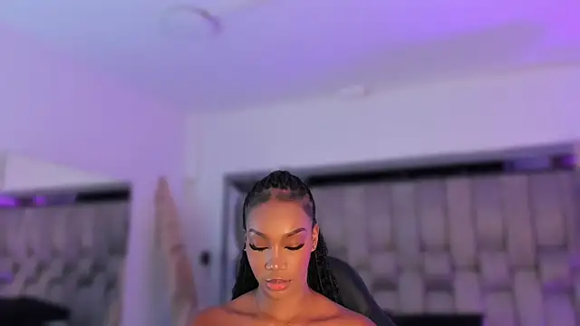 ChaynnaCooper online show from 09/20/25, 09:20