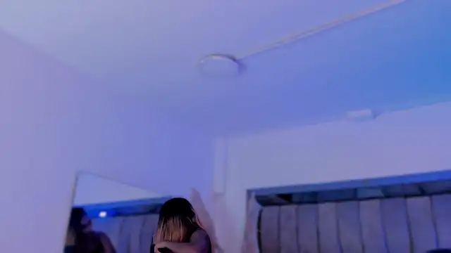 ChaynnaCooper online show from 10/22/25, 04:23