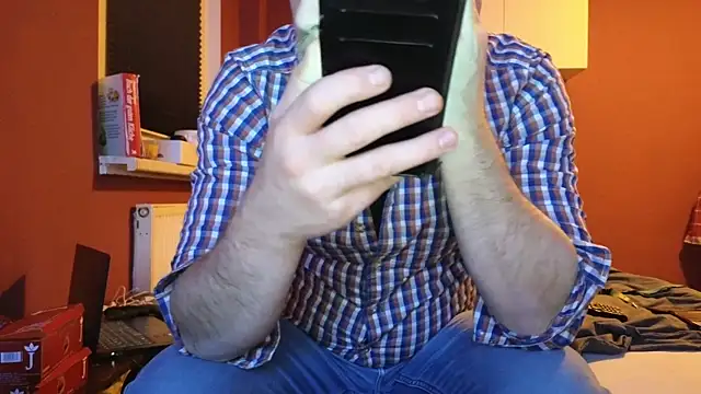 Henner33 online show from 01/13/25, 05:55