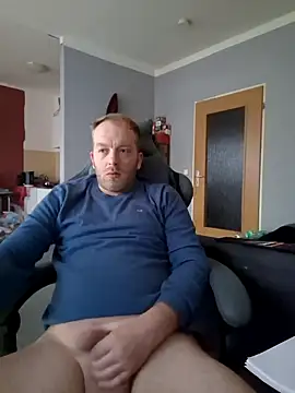 Henner33 online show from 03/02/25, 01:31