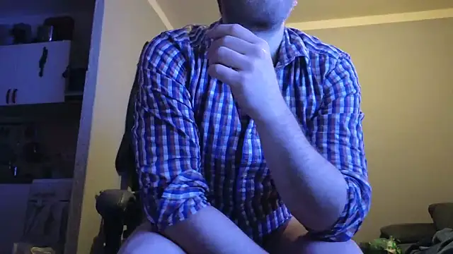 Henner33 online show from 01/11/25, 06:23