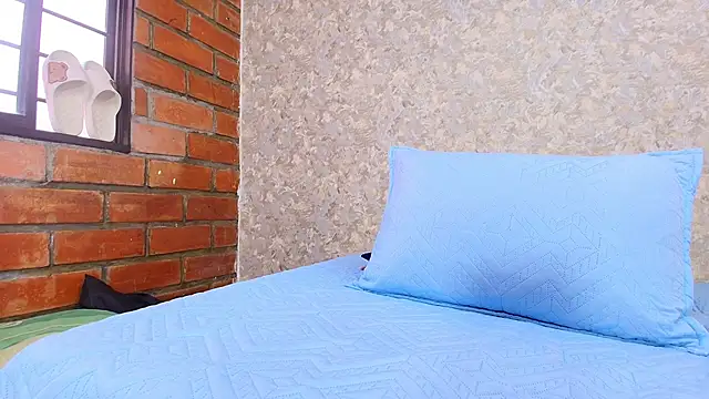 nicol f online show from 10/29/25, 07:13