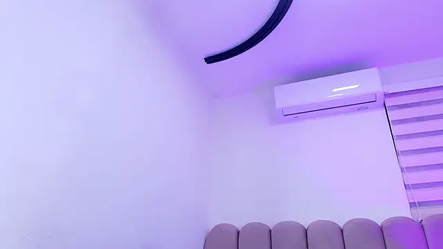 nicol f online show from 04/06/26, 03:13