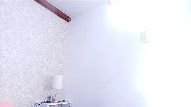 nicol f online show from 11/26/25, 03:39