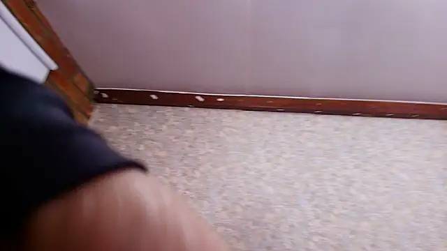 nicol f online show from 10/20/25, 07:14