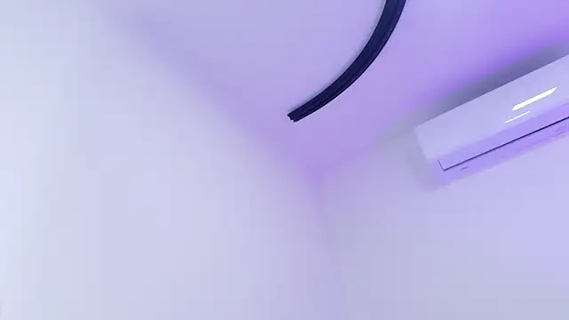 nicol f online show from 03/12/26, 03:12