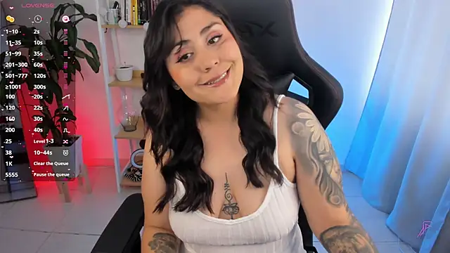 GretaX-X online show from 12/18/25, 09:40