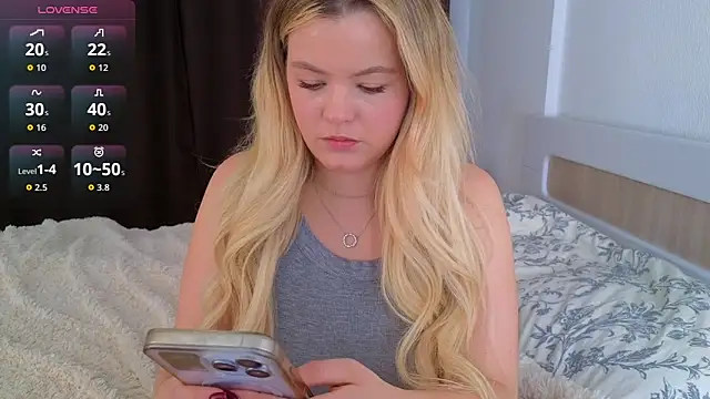 Milana15 online show from 11/17/25, 07:45