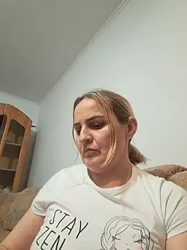 Malichkaanna30 online show from 12/16/25, 05:39