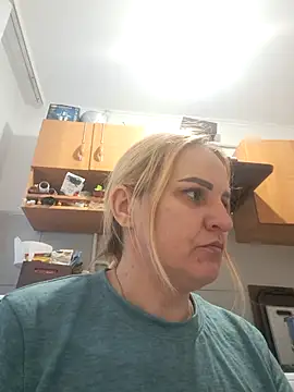 Malichkaanna30 online show from 02/19/26, 03:20