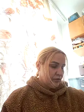 Malichkaanna30 online show from 10/26/25, 08:48