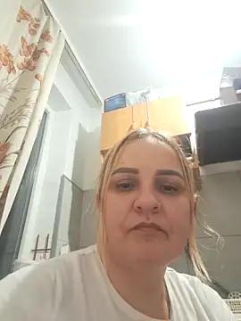 Malichkaanna30 online show from 12/15/25, 05:52