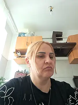 Malichkaanna30 online show from 04/12/26, 09:01