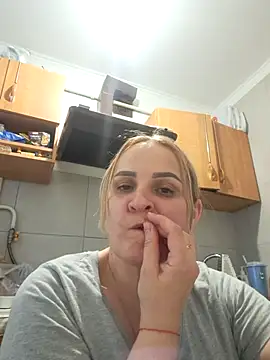 Malichkaanna30 online show from 03/18/26, 04:08