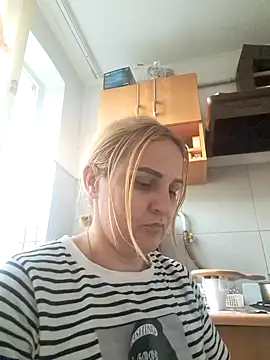 Malichkaanna30 online show from 11/05/25, 02:09