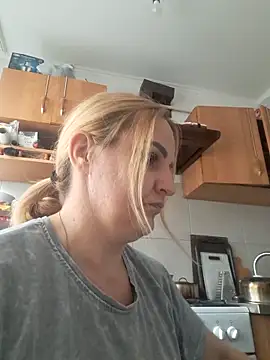 Malichkaanna30 online show from 02/24/26, 08:48