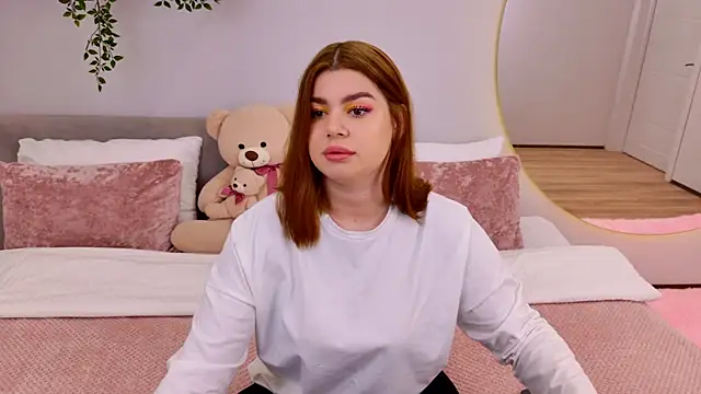 MelanieCarterr online show from 10/20/25, 04:07