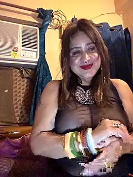 Hot Queen77 online show from 07/18/26, 07:22
