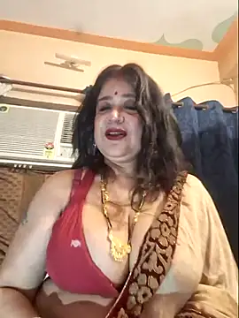 Snapshot of Hot_Queen77 chatting on 09/22/25, 06:14 Hot Queen77 online show from 09/22/25, 06:14