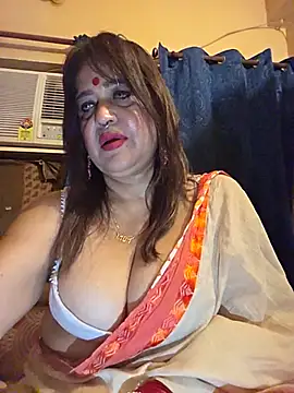 Hot Queen77 online show from 07/13/26, 06:51