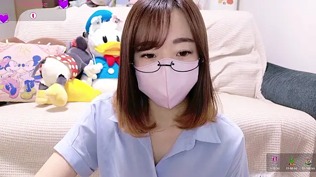 Rio chan  online show from 11/23/25, 12:37