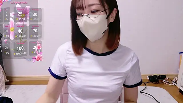 Rio chan  online show from 10/26/25, 12:22