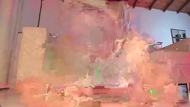 Snapshot of thecurvy_girl chatting on 04/01/26, 11:23 thecurvy girl online show from 04/01/26, 11:23