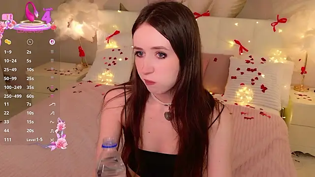 AliceLiddelle online show from 02/12/26, 01:11