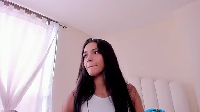 evely coelloo online show from 11/06/25, 06:45