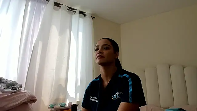 evely coelloo online show from 02/11/26, 06:41