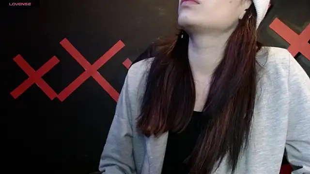 Snapshot of _yuyi chatting on 03/09/25, 11:14 yuyi online show from 03/09/25, 11:14