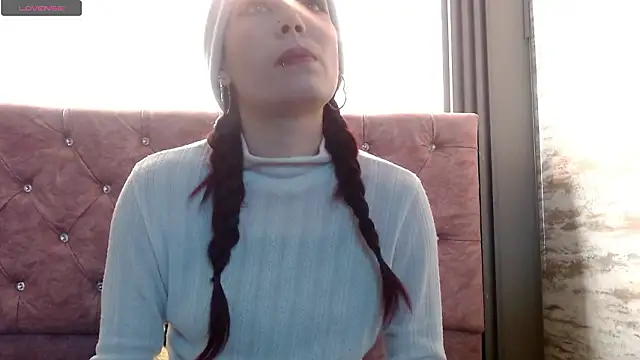  yuyi online show from 02/06/26, 12:23