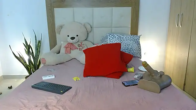 HELLEN SWEET6 online show from 03/10/25, 11:16