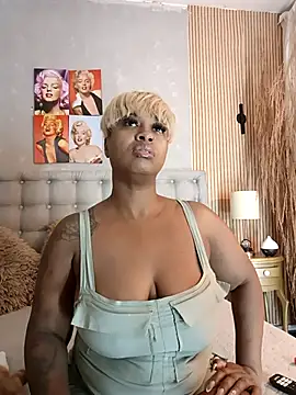 nahiarapalmer19 online show from 03/12/26, 08:24