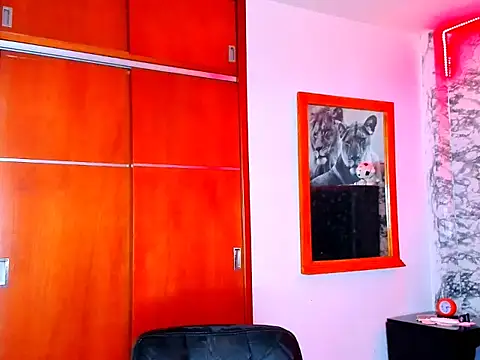 Aaron Toy online show from 01/13/26, 08:24