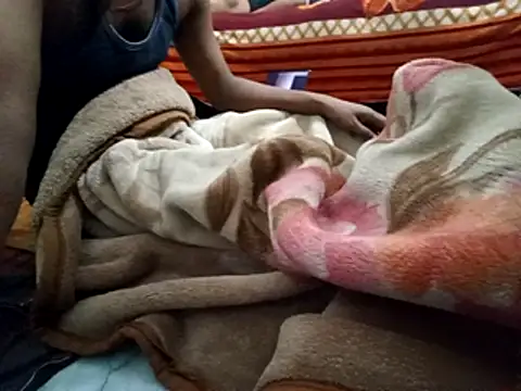 CuteyCouple online show from 03/29/26, 06:20