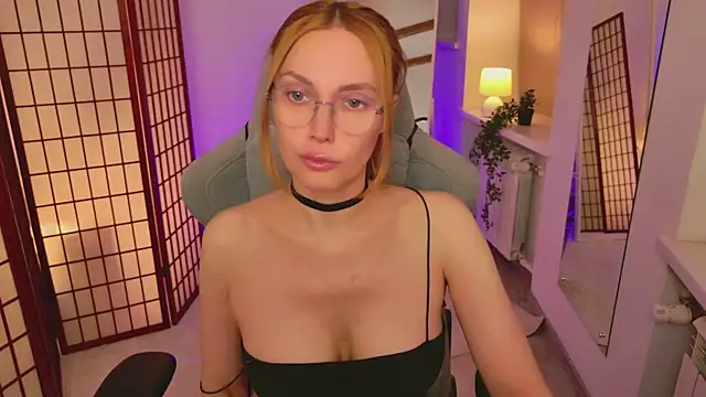 Love Call online show from 11/05/25, 04:59