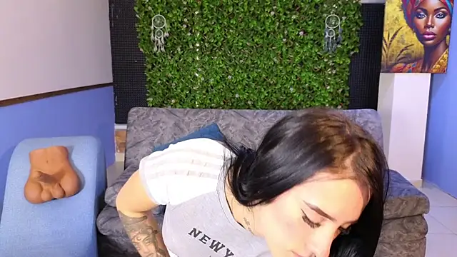 mei sweetcat online show from 12/03/25, 11:31