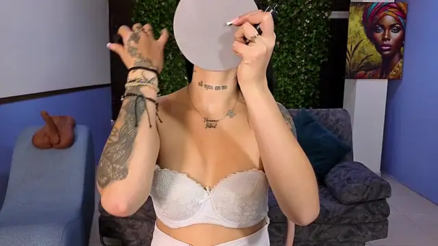 mei sweetcat online show from 11/14/25, 12:09