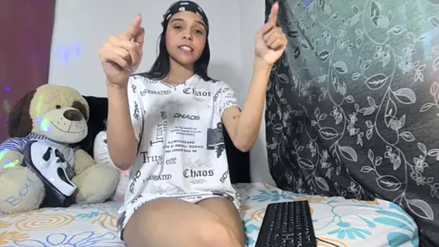 Michi sexy online show from 11/04/25, 01:37