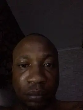 Snapshot of TheeRealShow chatting on 12/06/24, 12:40 TheeRealShow online show from 12/06/24, 12:40