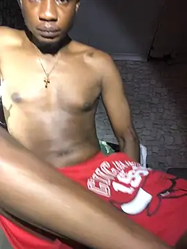 Snapshot of TheeRealShow chatting on 12/06/24, 08:34 TheeRealShow online show from 12/06/24, 08:34