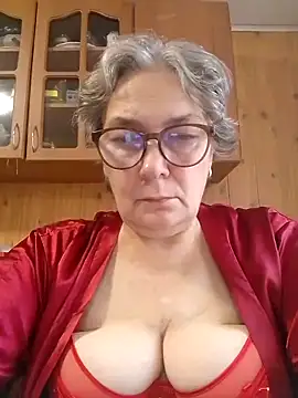 Snapshot of IrinaSweet54 chatting on 10/19/25, 07:11 IrinaSweet54 online show from 10/19/25, 07:11