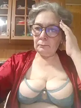 IrinaSweet54 online show from 11/05/25, 08:28