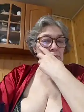 IrinaSweet54 online show from 03/18/26, 08:17