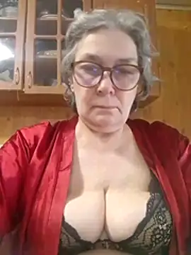 IrinaSweet54 online show from 04/30/26, 07:04