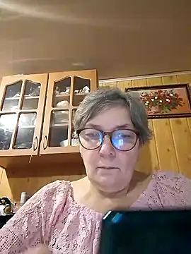 Snapshot of IrinaSweet54 chatting on 01/31/25, 12:18 IrinaSweet54 online show from 01/31/25, 12:18
