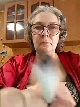 Snapshot of IrinaSweet54 chatting on 06/20/26, 08:52 IrinaSweet54 online show from 06/20/26, 08:52